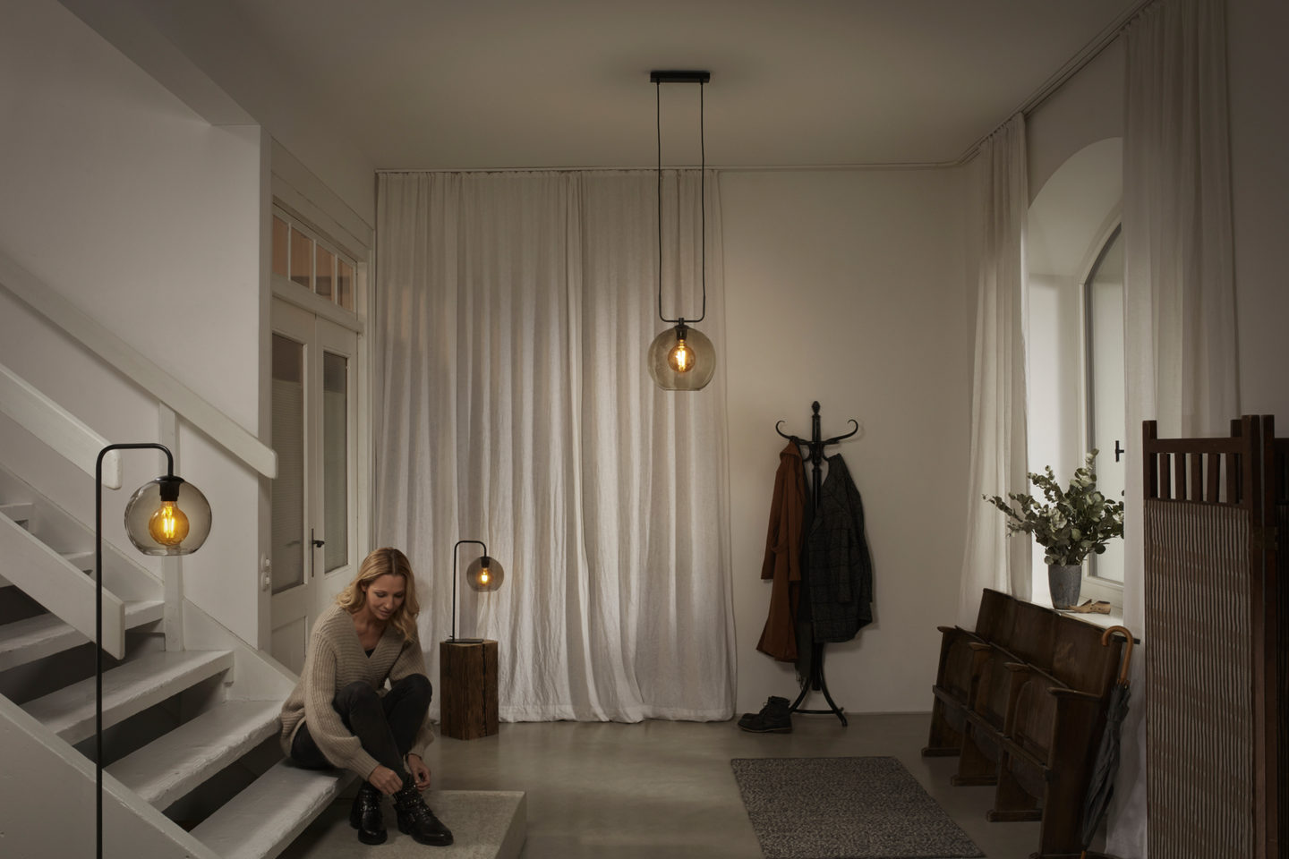 Pöytävalaisin LEDVANCE Vintage Edition 1906 Globe Table 320x200x560 savu