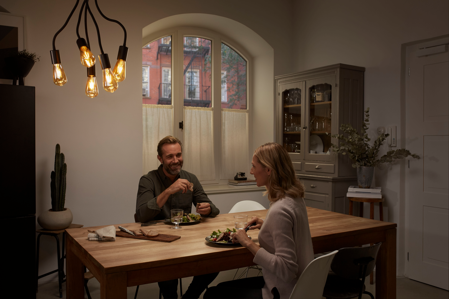 Kattovalaisin LEDVANCE 1906 Pipe Flex 500x500 musta