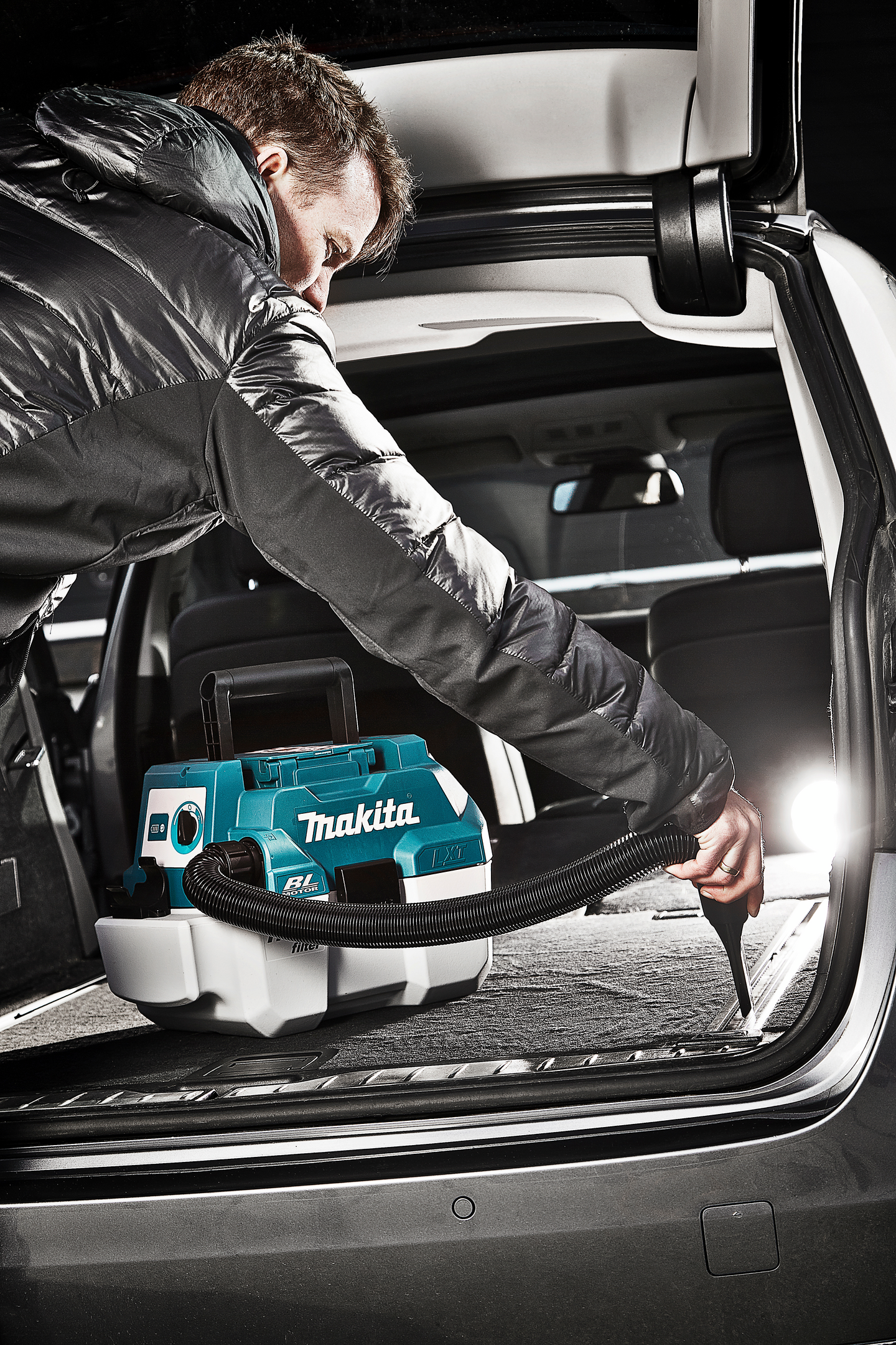 Akkuimuri Makita DVC750LZ