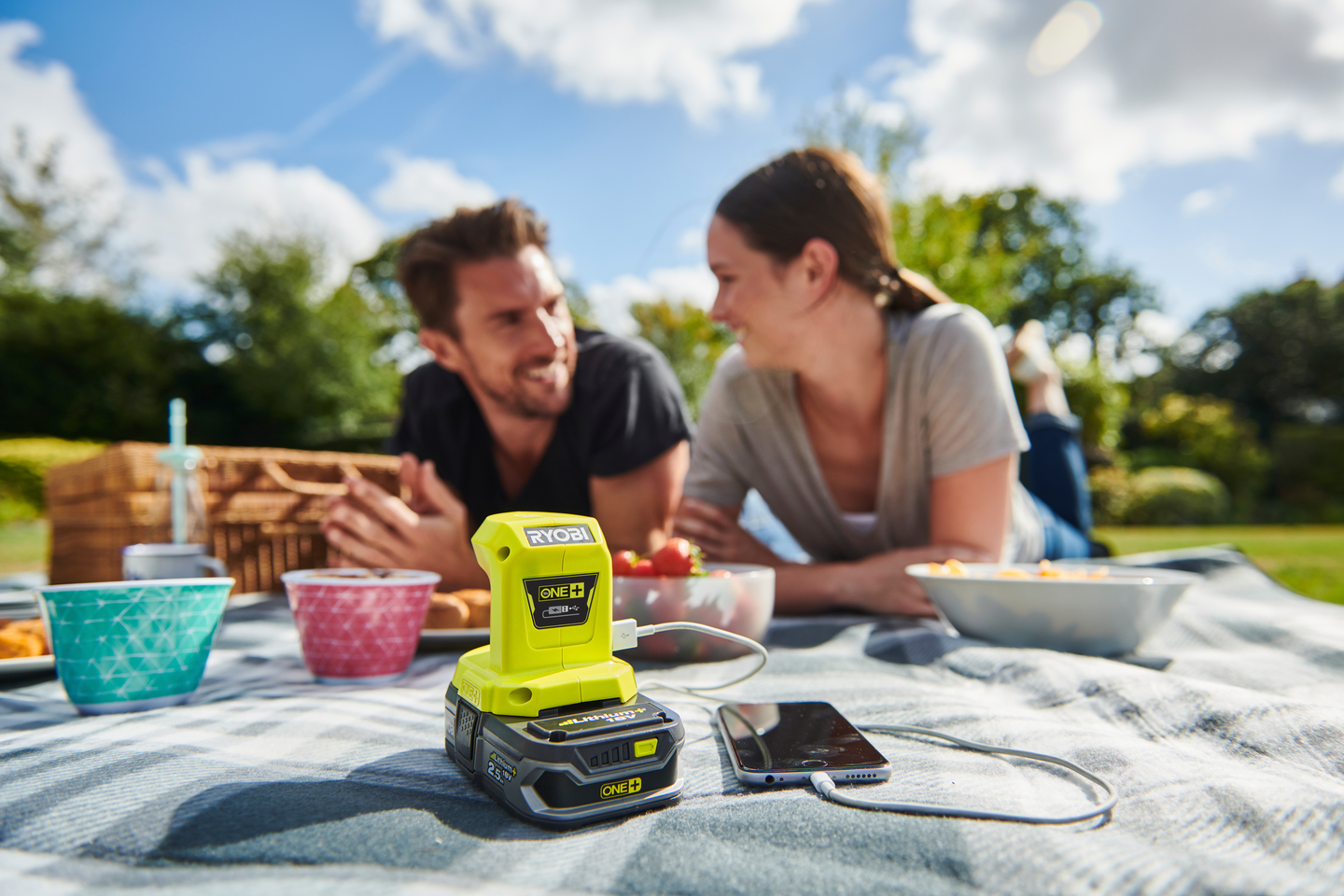 USB-adapteri Ryobi R18USB-0 18V ONE+