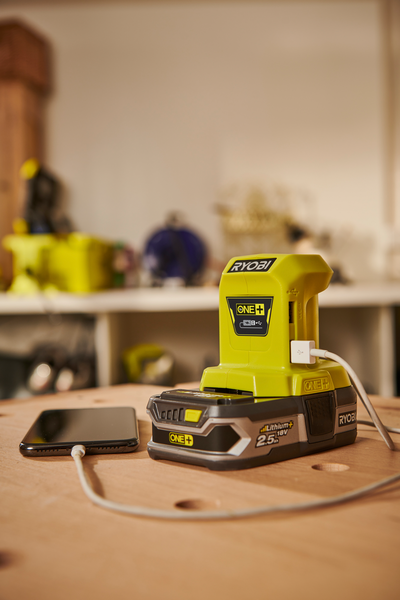 USB-adapteri Ryobi R18USB-0 18V ONE+