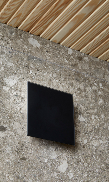 Etupaneeli PROF puhaltimelle PTG125 mattamusta lasi