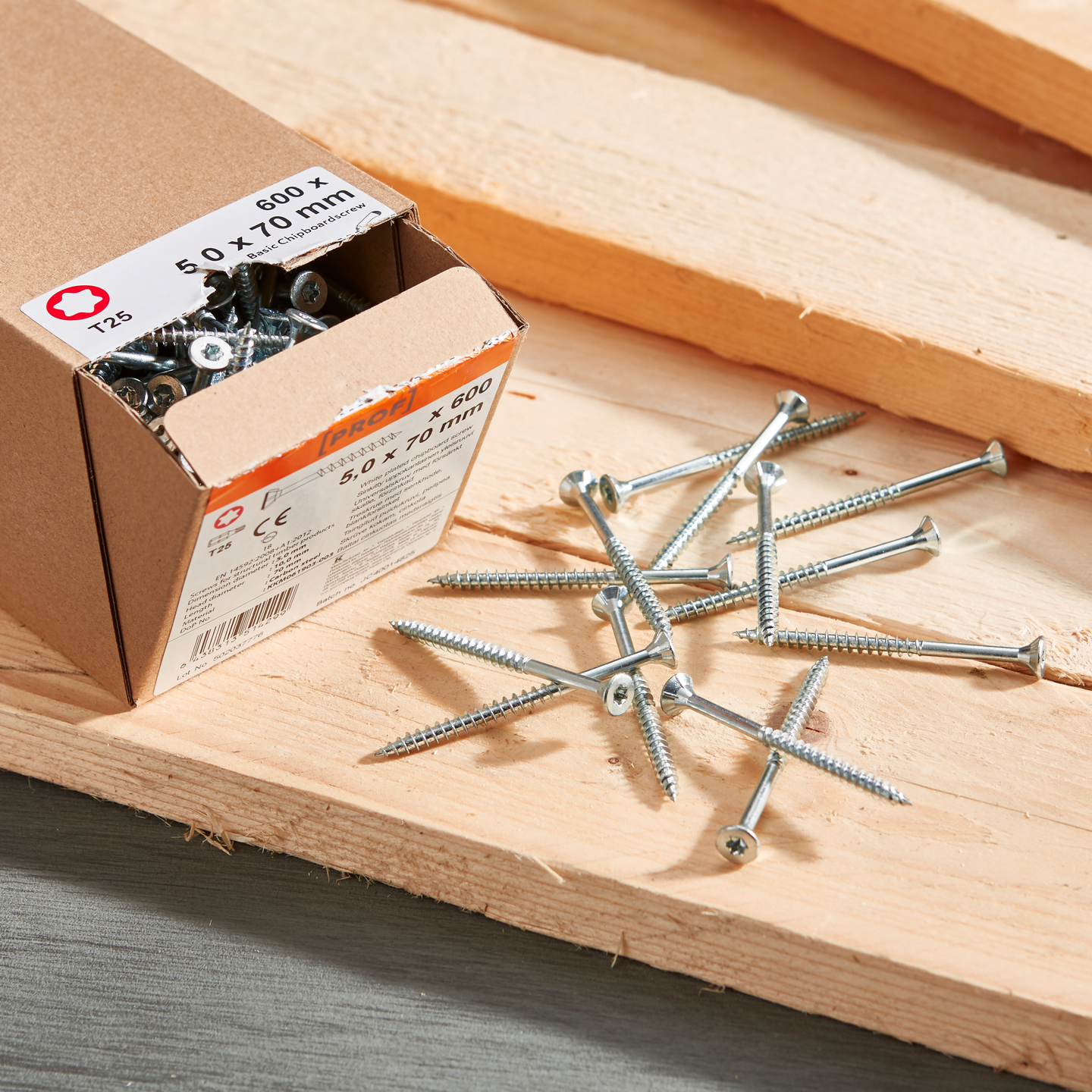 Yleisruuvi PROF Basic T25 Zn uppokanta 5x70 600kpl