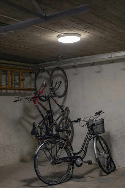 Pinta-asennusvalaisin Hide-a-lite Moon Basic 255