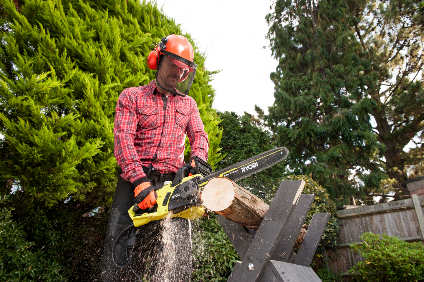 Ketjusaha Ryobi RCS2340B 2300W 40cm laippa 16m/s