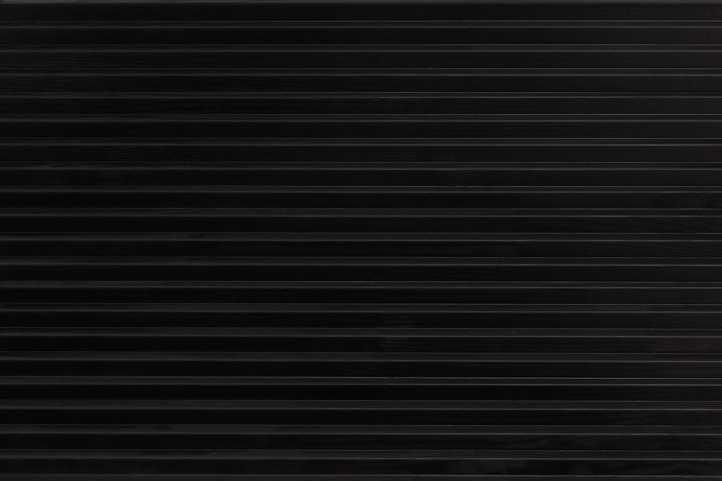 Sisustuspaneeli Siparila VIRE 15x90x2700 musta 1,28m²