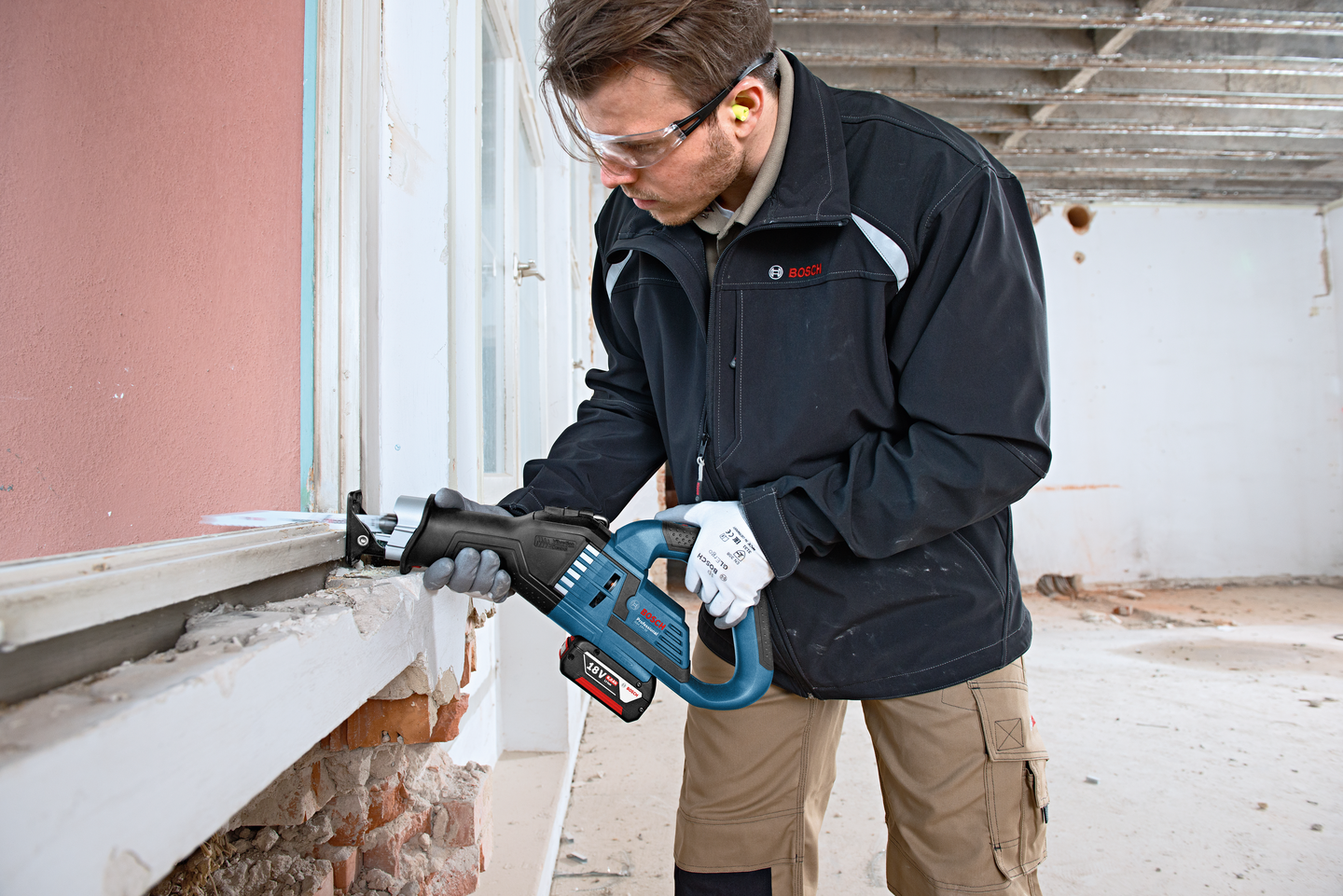 Puukkosaha Bosch GSA 18V-32 Solo L-Case