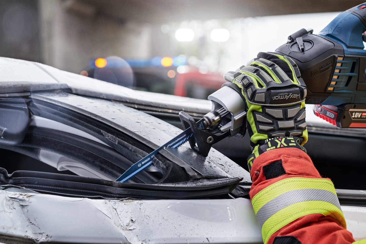 Puukkosaha Bosch GSA 18V-32 Solo L-Case