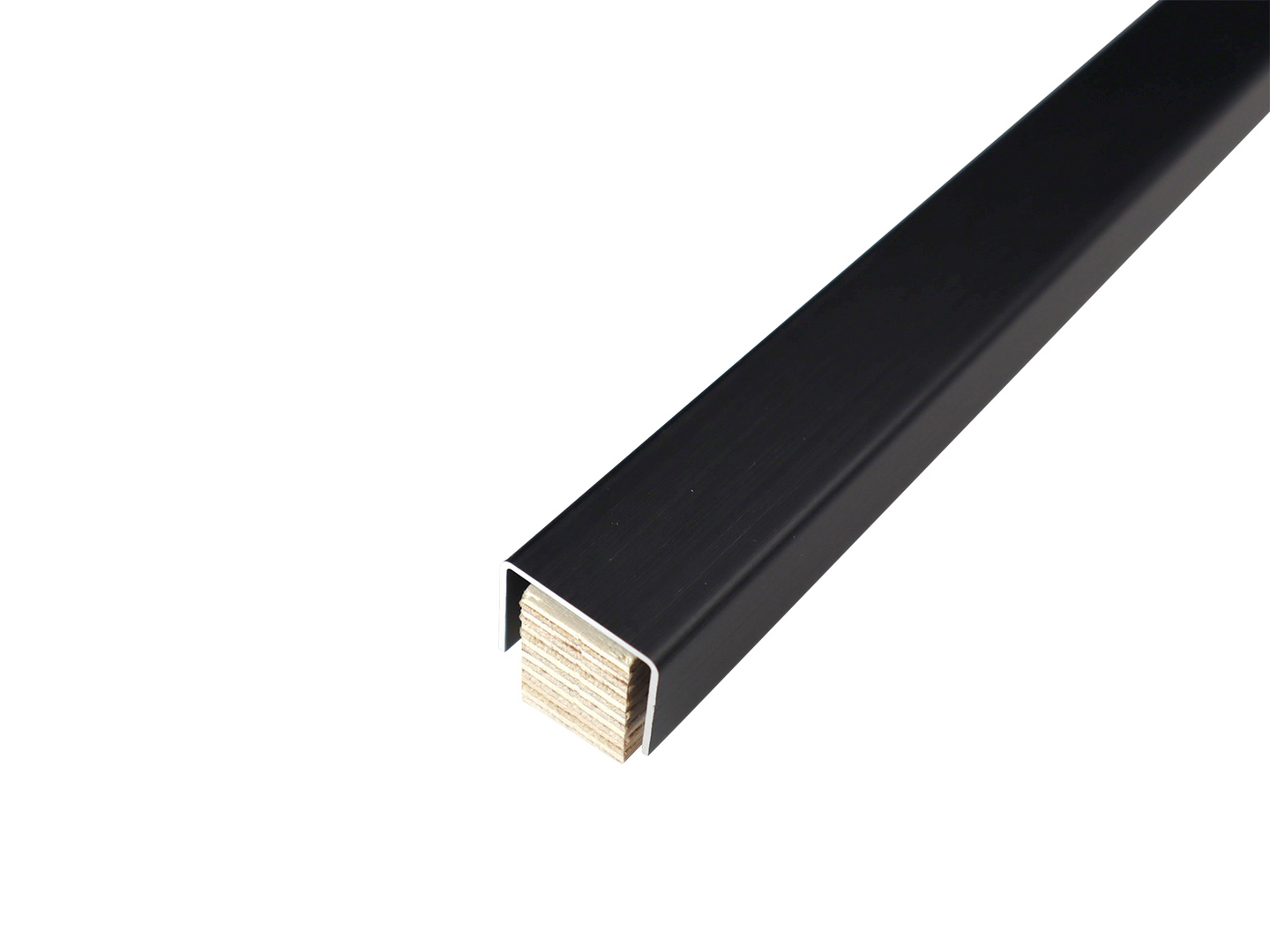 Vesieristekynnys 25x24x700mm Carbon Black alumiini + vaneri