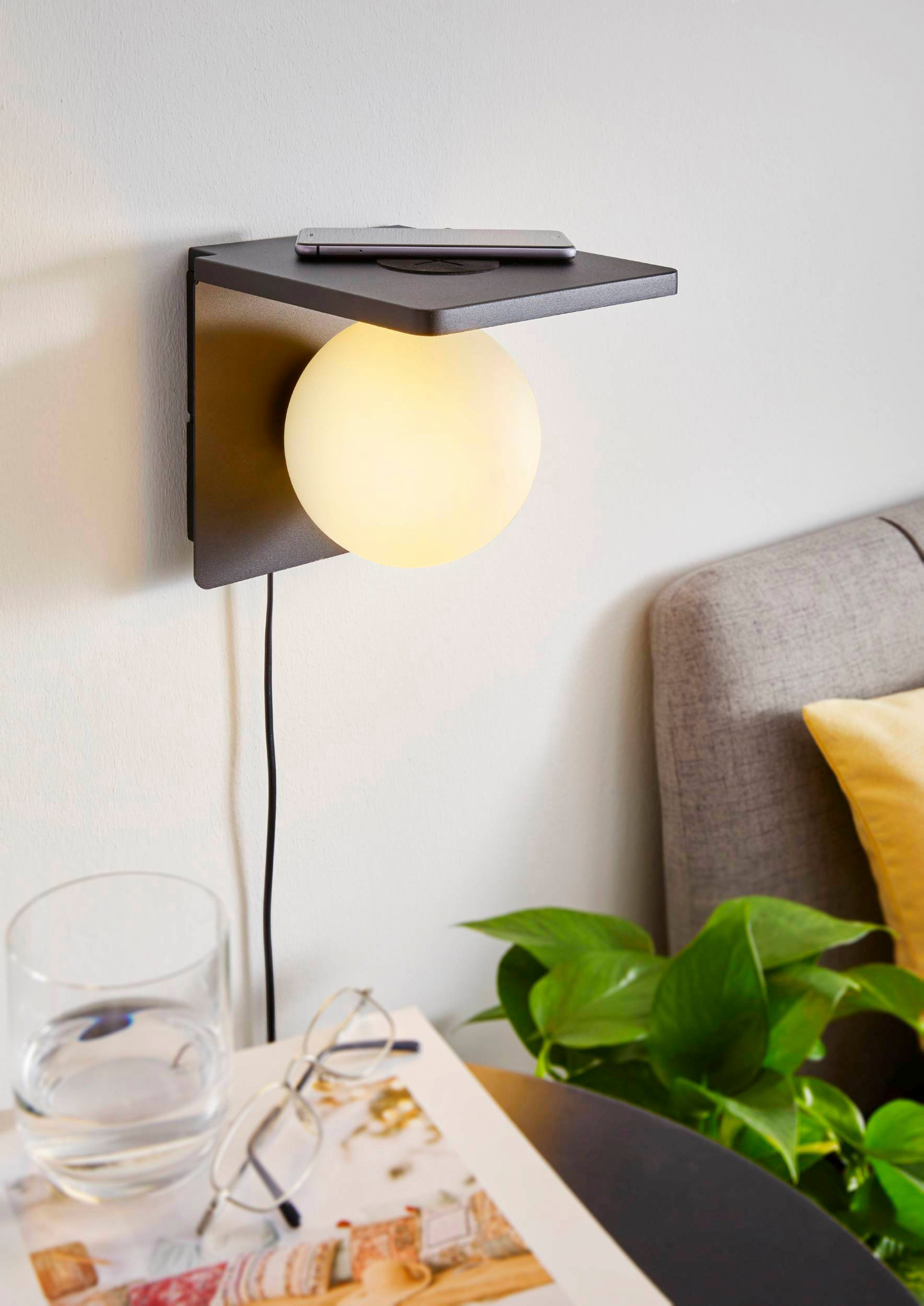 Seinävalaisin EGLO Ciglie musta/valkoinen