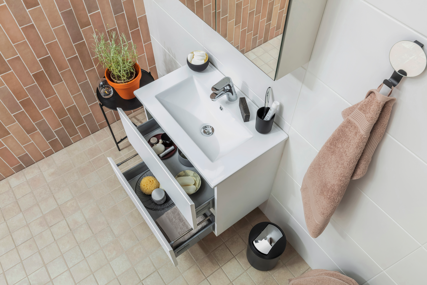 Allaskaappi Cello Sea 60cm valkoinen