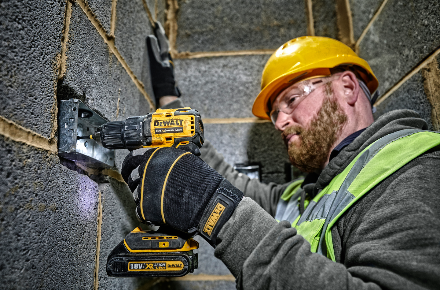 Akkuporakone Dewalt DCB708P2T 18V XR 2x5,0Ah TSTAK