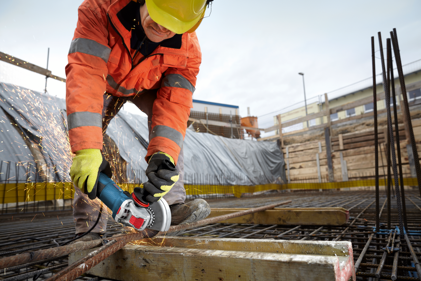 Kulmahiomakone Bosch GWX 10-125 Carton