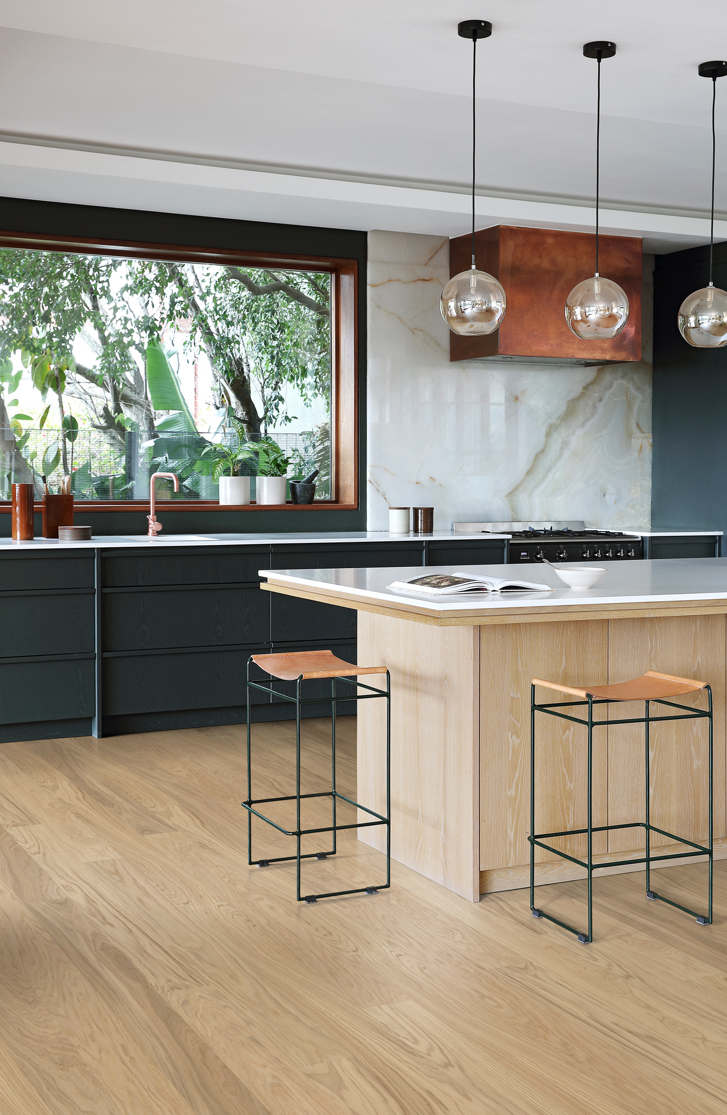 Kovapuulattia Kährs Life Whole Grain Wide 1S