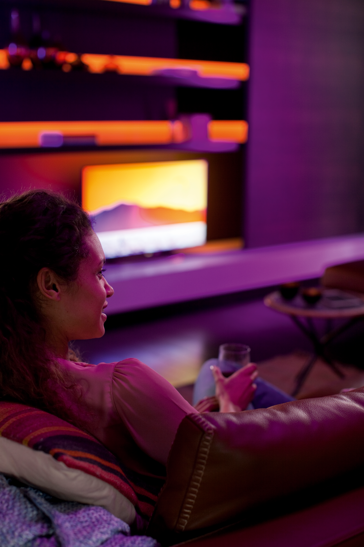 Led-valonauha Philips Hue LightStrip Plus jatkopala 1m