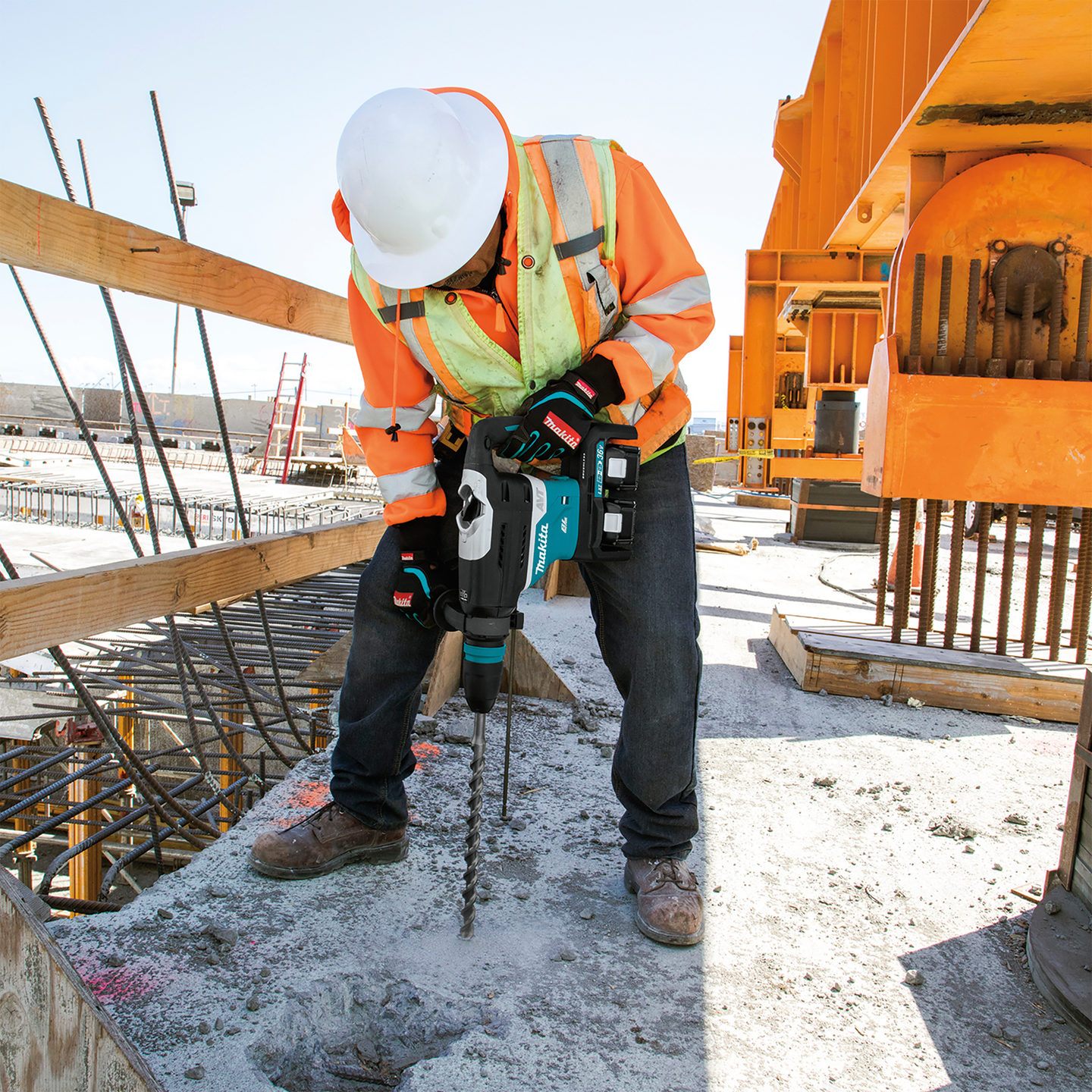 Kombivasara Makita DHR400ZKUN SDS-Max 2x18V hiiliharjaton