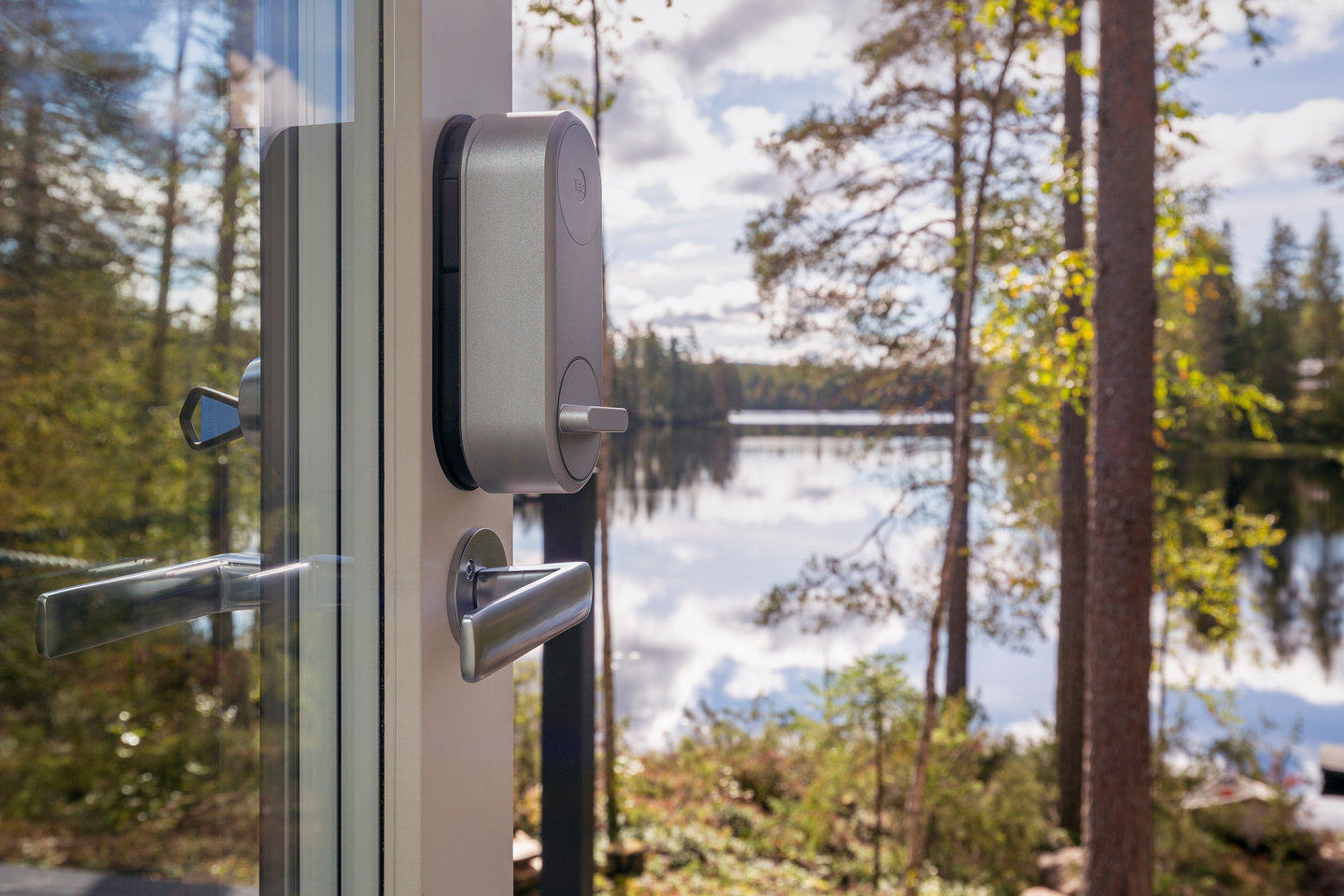 Älylukko Yale Linus hopea