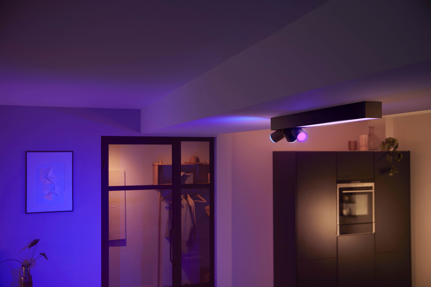 Kattovalaisin Philips Hue Centris 3550lm musta