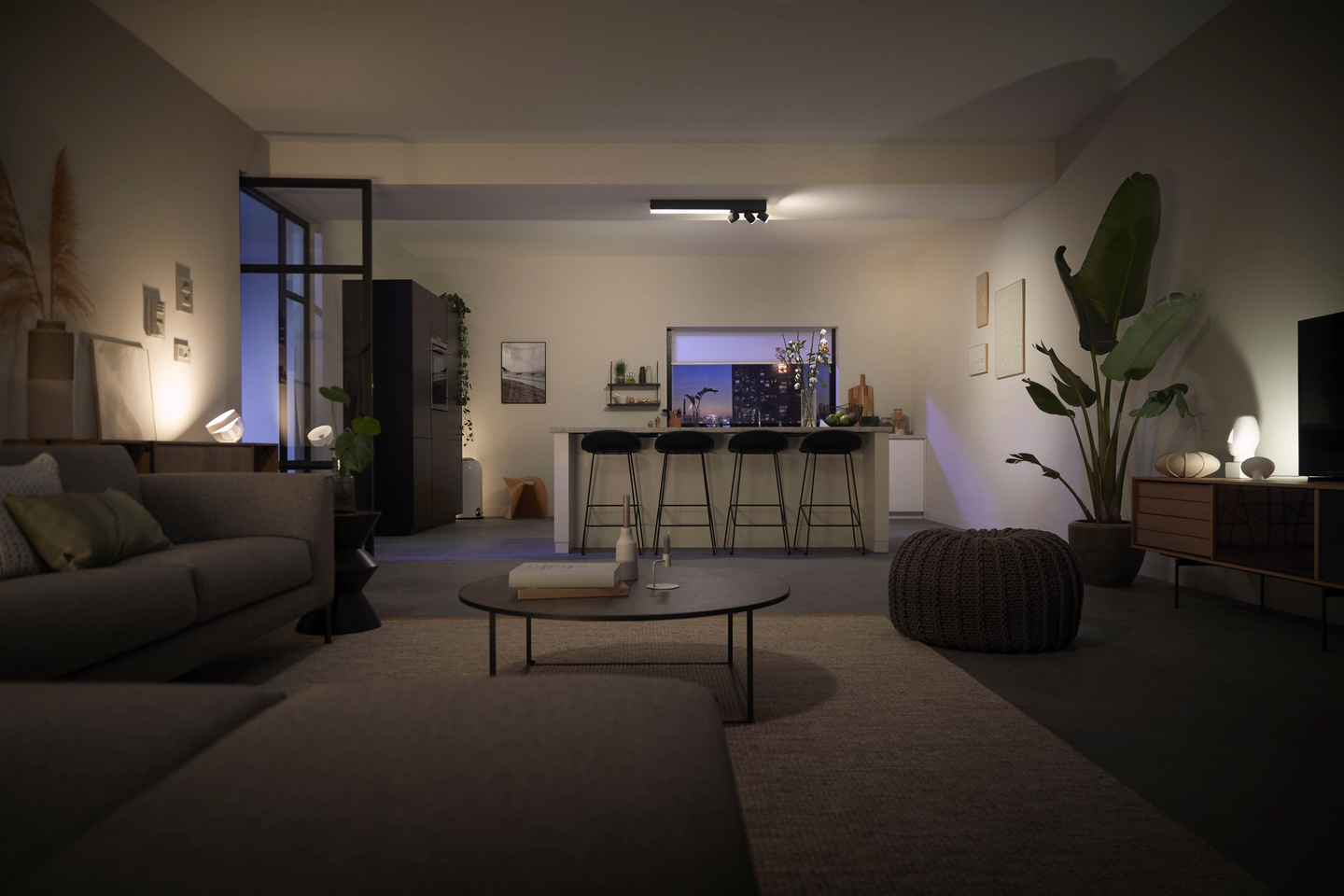 Kattovalaisin Philips Hue Centris 3550lm musta