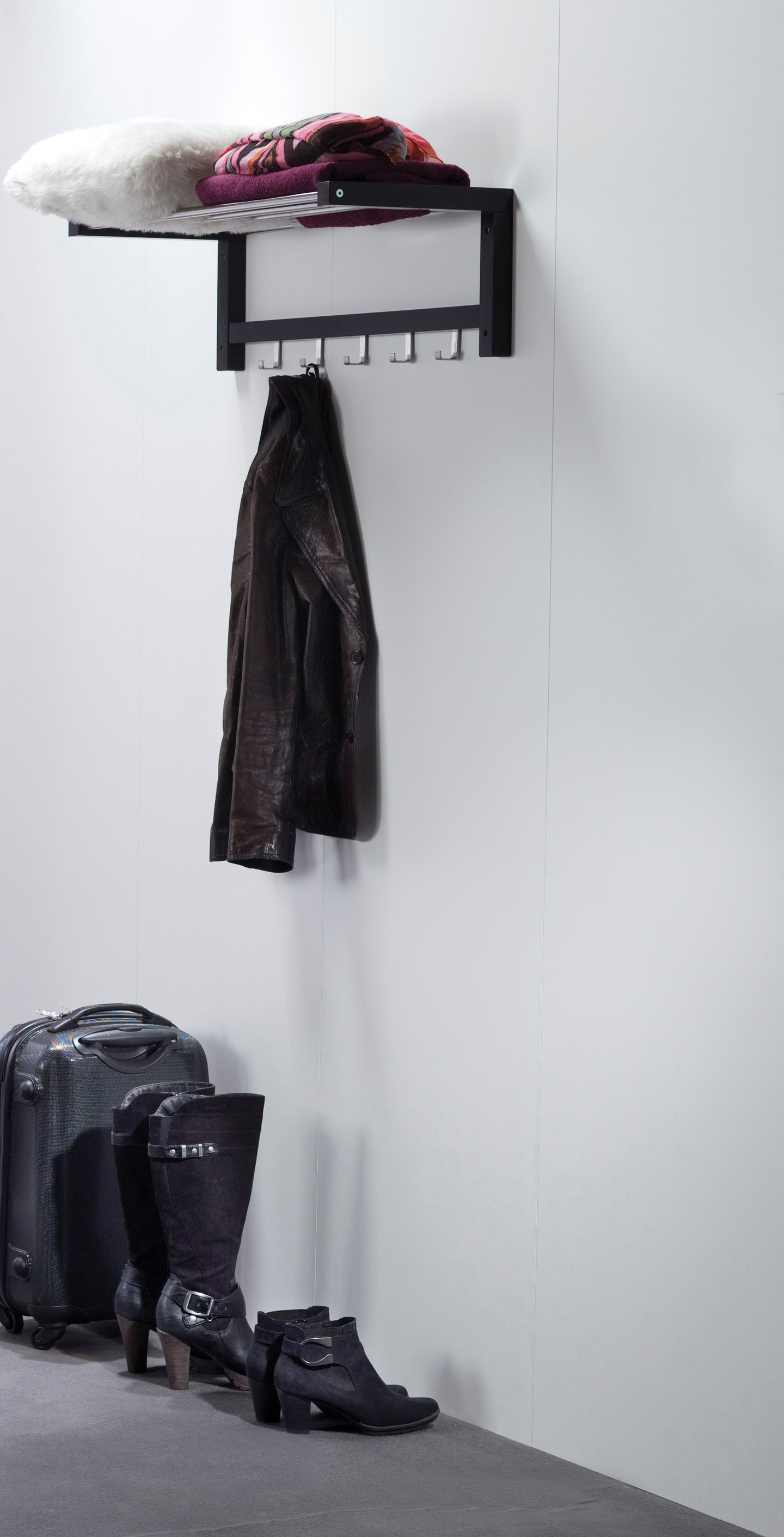 Seinälevy Huntonit Antikk Brilliant 11x620x2740mm valkoinen