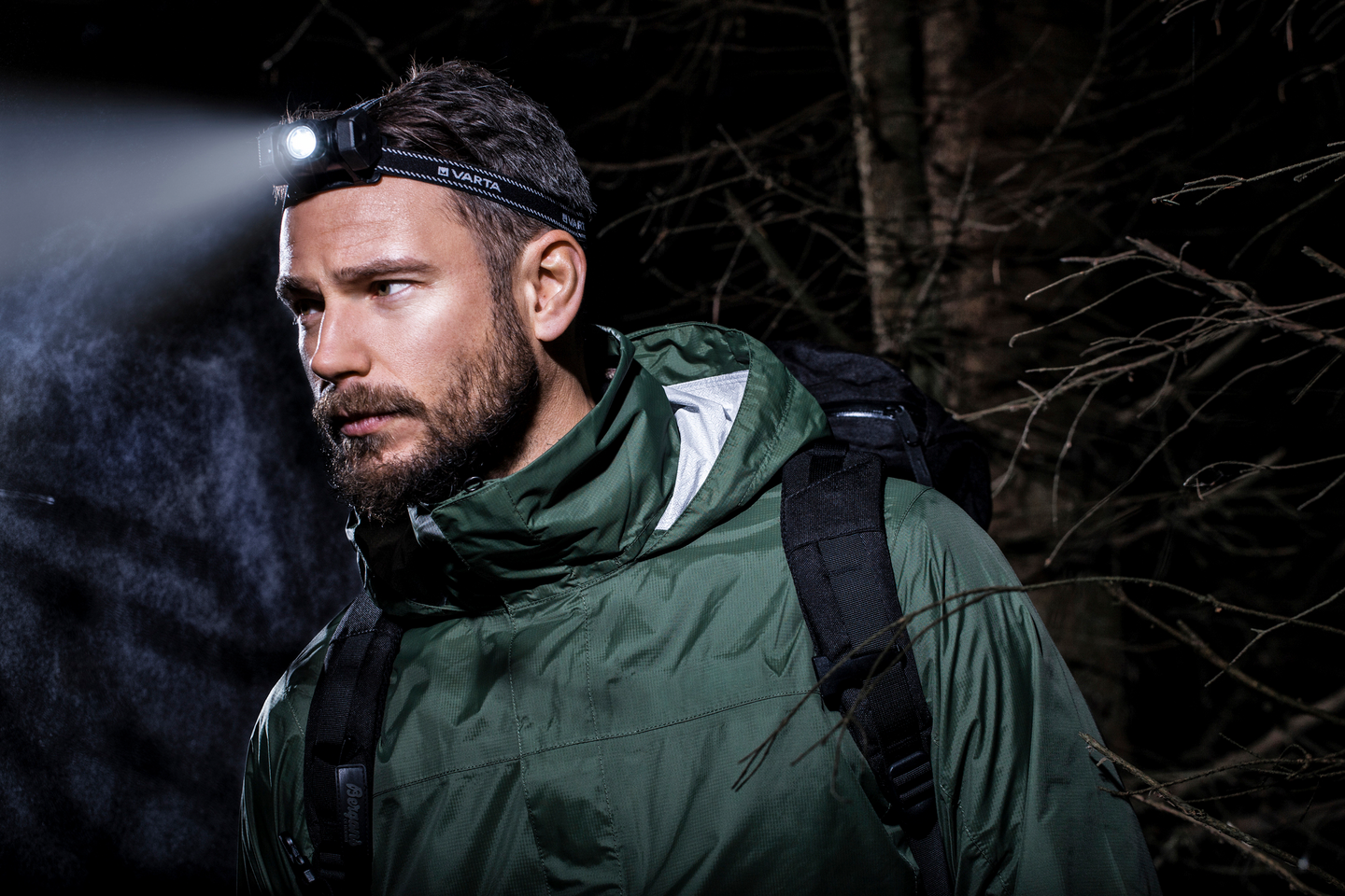 FICKLAMPA VARTA INDES. H20 PRO