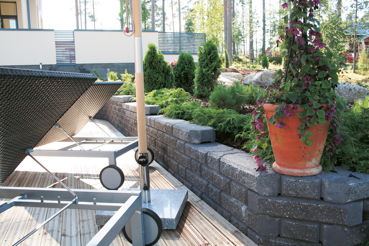 Vallikivi normaalikivipari HB 630x215x100mm harmaa 56paria/lava 1180kg/lava