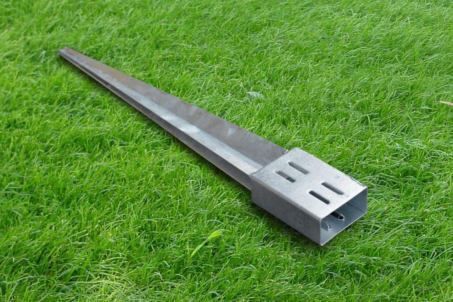 Maajalka puutolpille PROF 49x100/750mm kuumasinkitty teräs