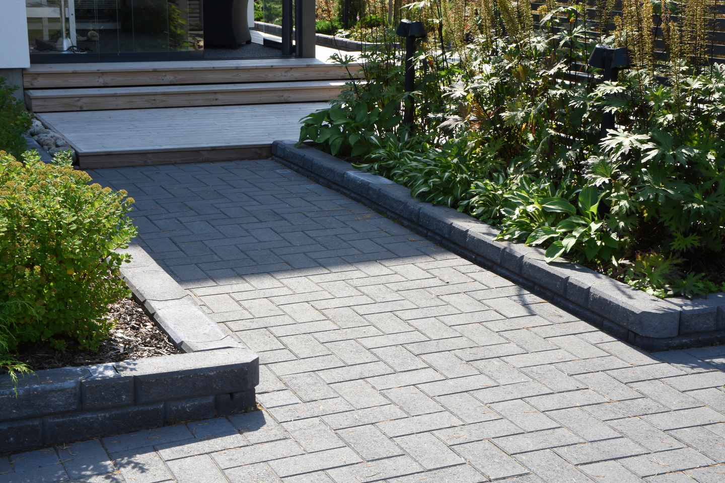 Lohkomuurikivi Lakka musta