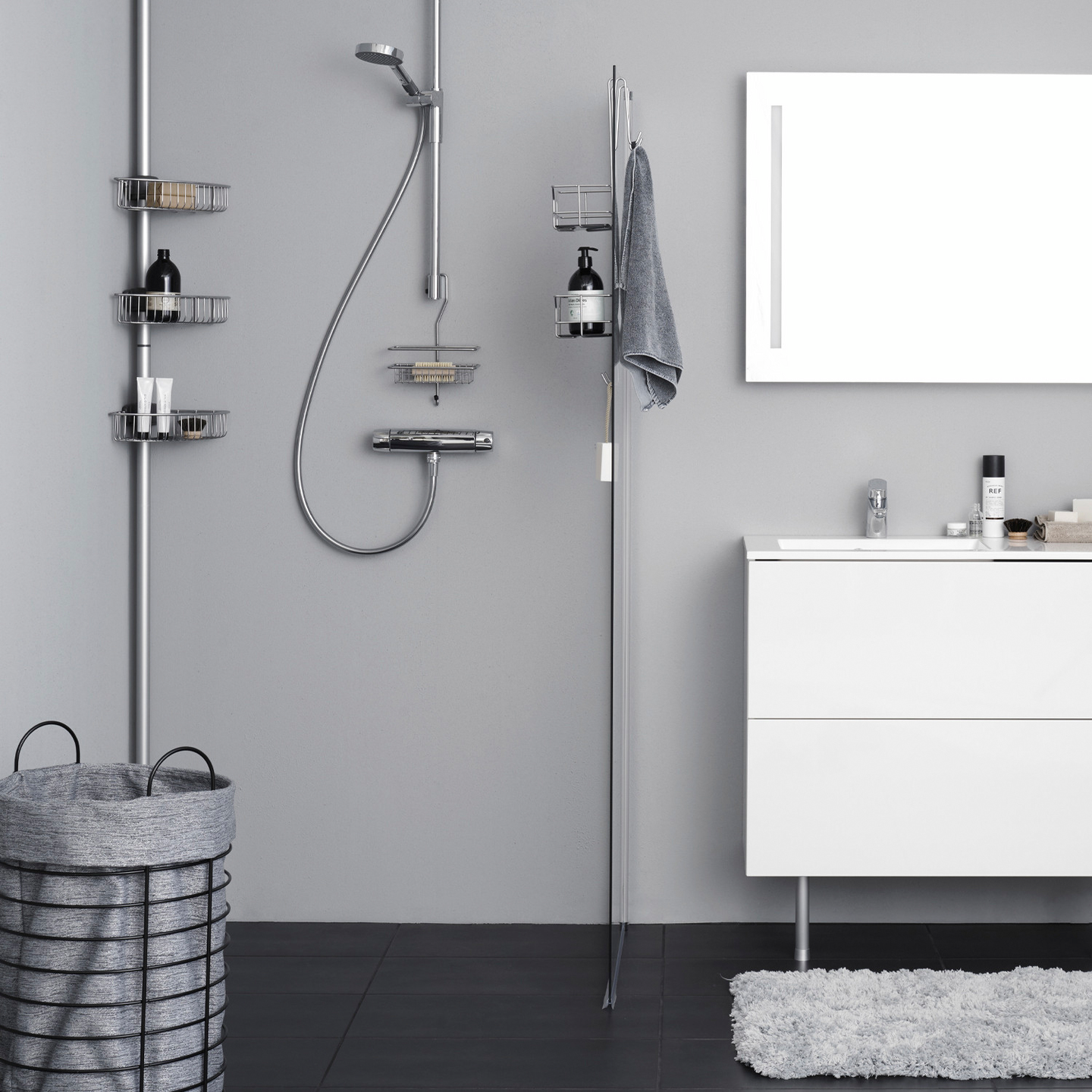 Suihkuteline LM 595 muovipinnoitettu musta