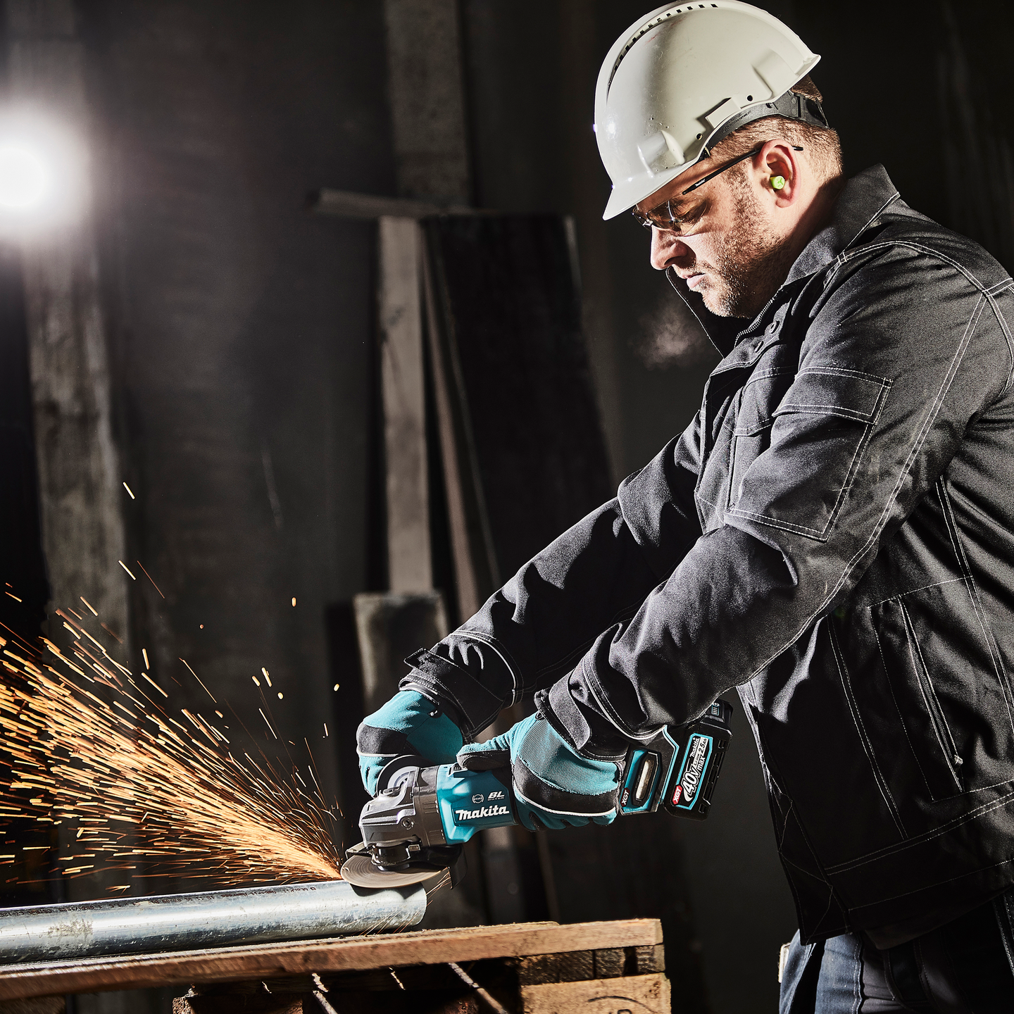 Kulmahiomakone Makita GA005GZ XGT 40V runko