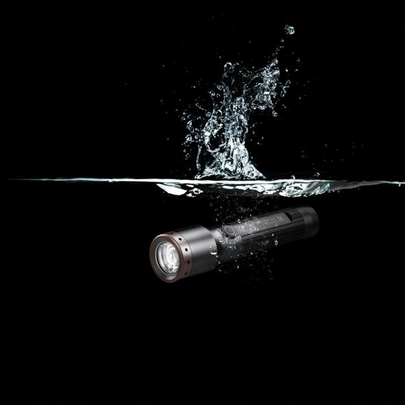 Käsivalaisin Ledlenser P5R Core musta 500lm ladattava