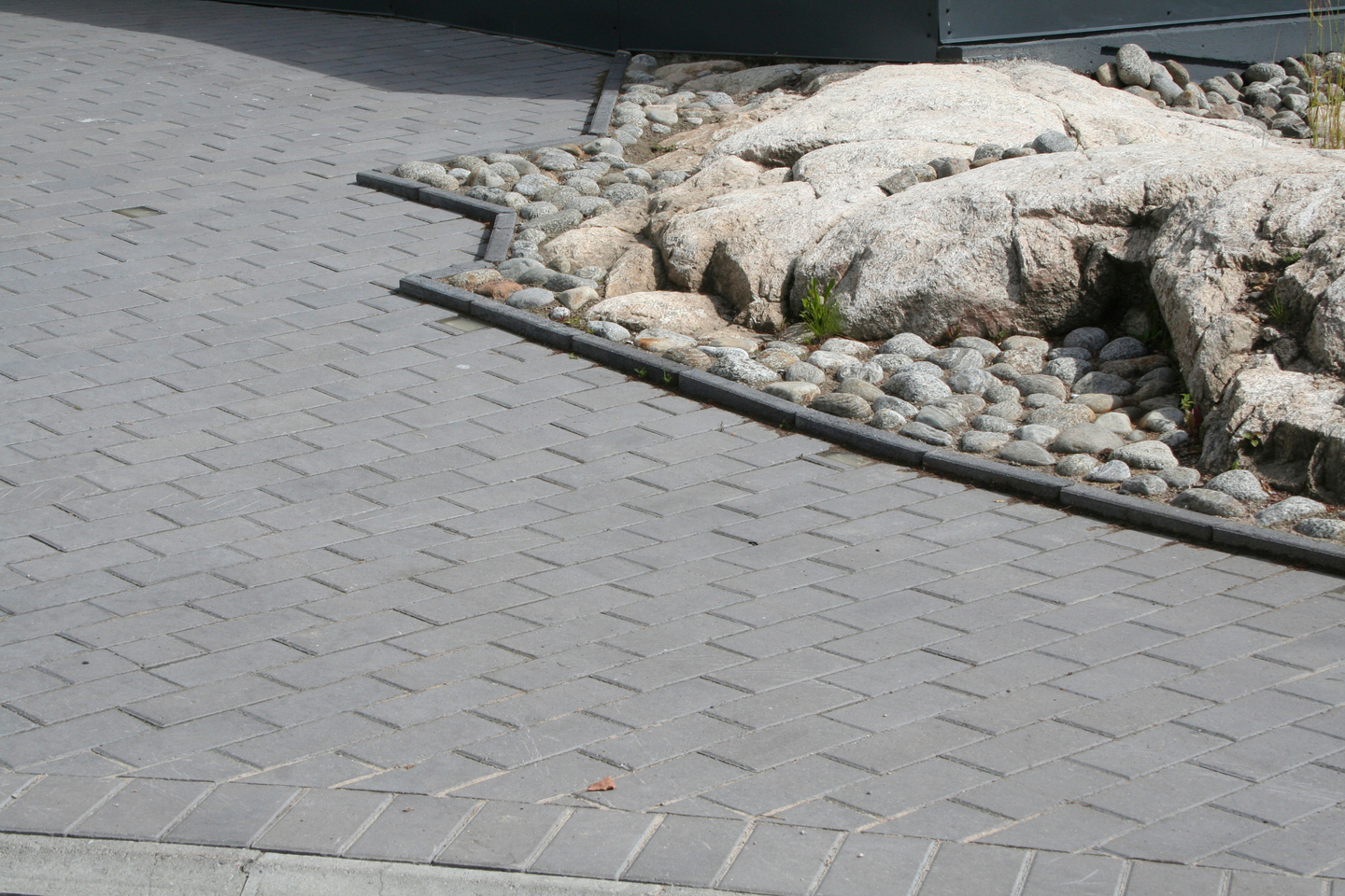 Torikivi HB 278x138x60mm musta 10,0m²/lava 1380kg/lava