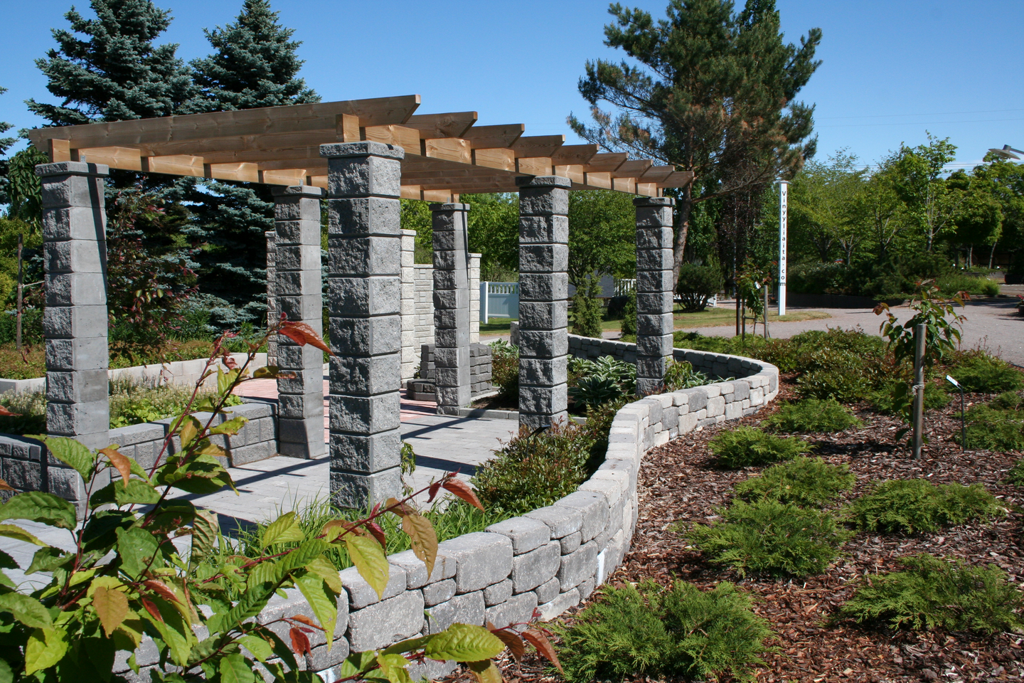 Patinoitu muurikivi HB 320x160x160mm iso musta 54kpl/lava 1020kg/lava