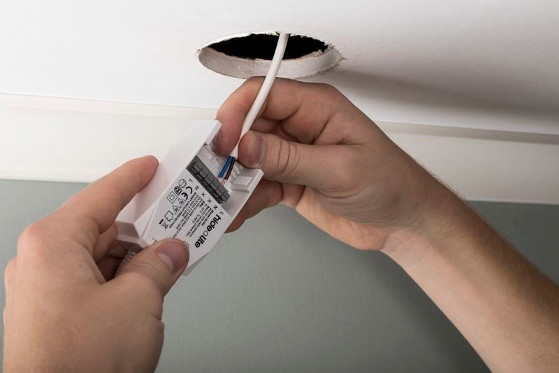 Alasvalo Hide-a-lite Quick Optic ISO 3000K valkoinen