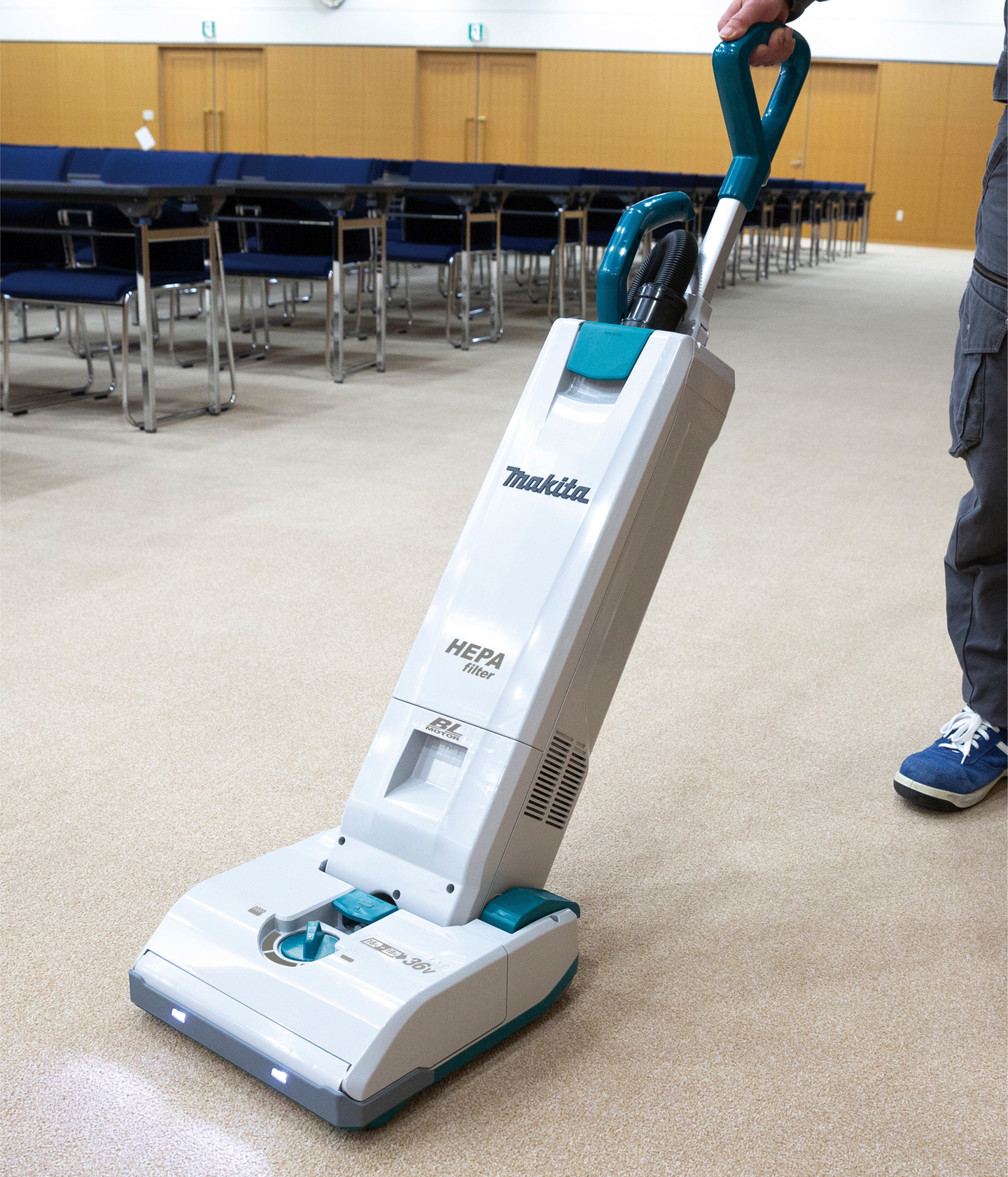 Imuri Makita DVC560Z 2x18V runkoversio pystymalli