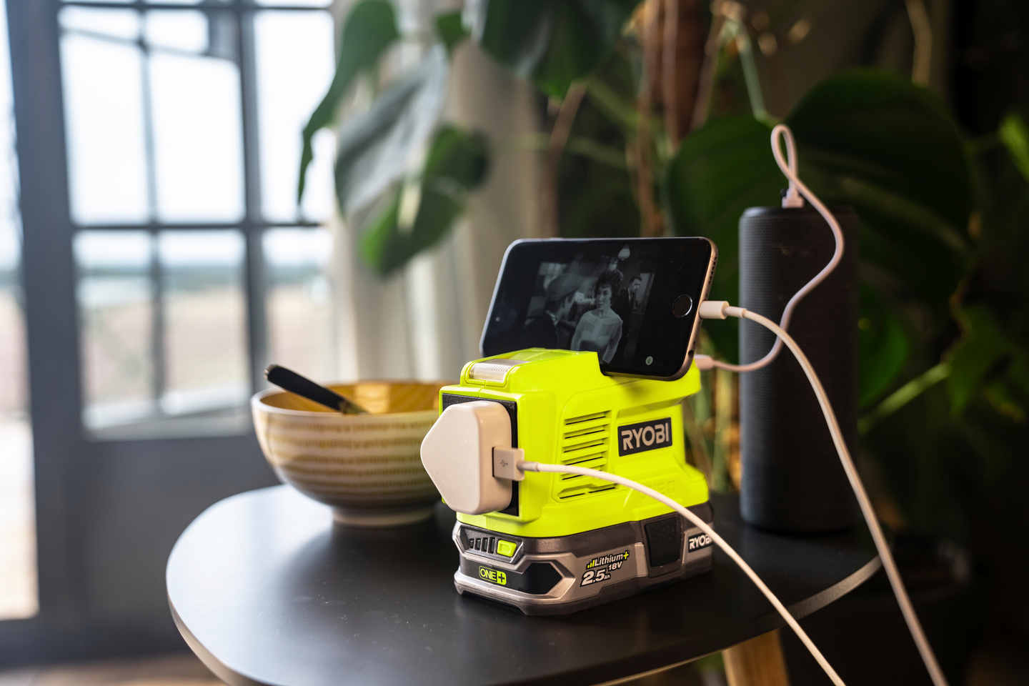 Akkuinvertteri Ryobi RY18BI150A-0 18V ONE+ runko