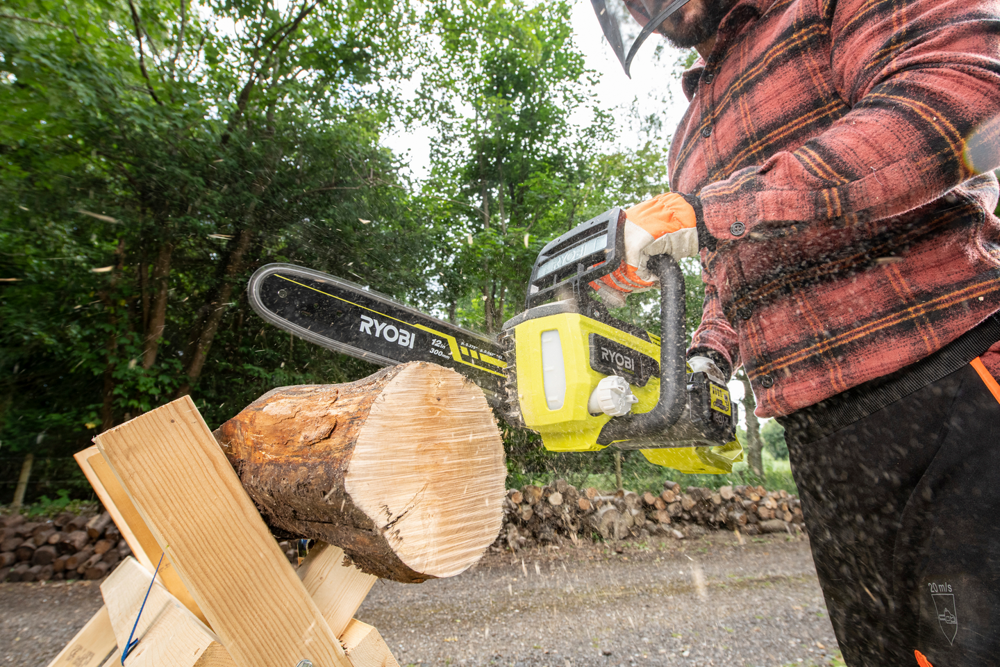 Akkuketjusaha Ryobi 36V RY36CSX30B-0 36V runko