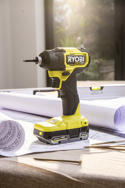 Iskevä ruuvinväännin Ryobi RID18C-0 18V ONE+ HP runko