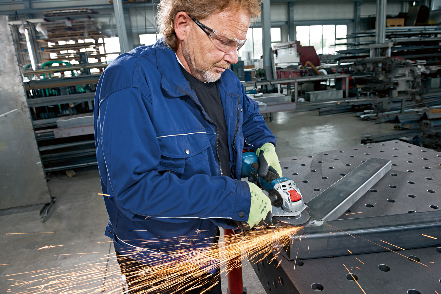 Akkukulmahiomakone Bosch GWX 18V-10 Solo L-Boxx