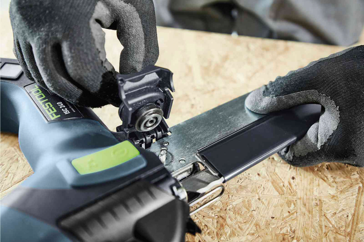 Akkueristesaha Festool ISC240 EB-BASIC