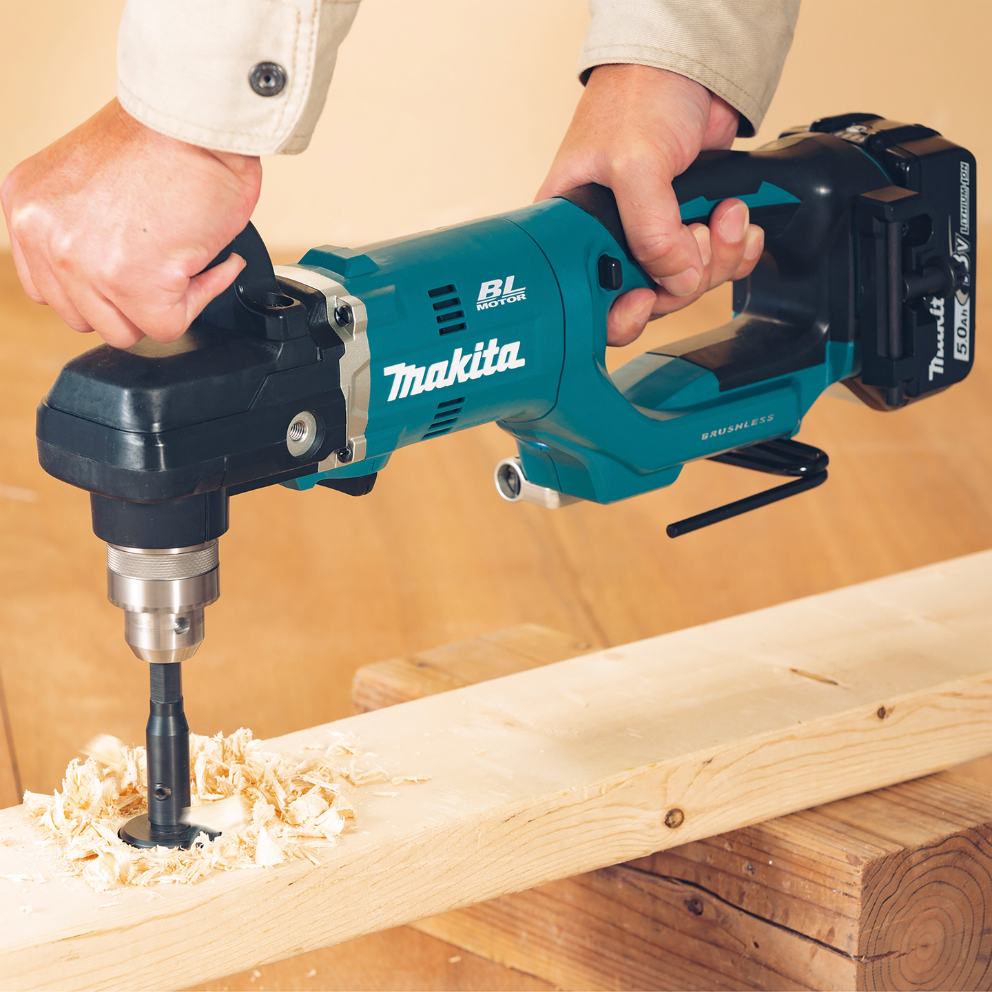 Akkukulmaporakone Makita DDA450ZK 18V