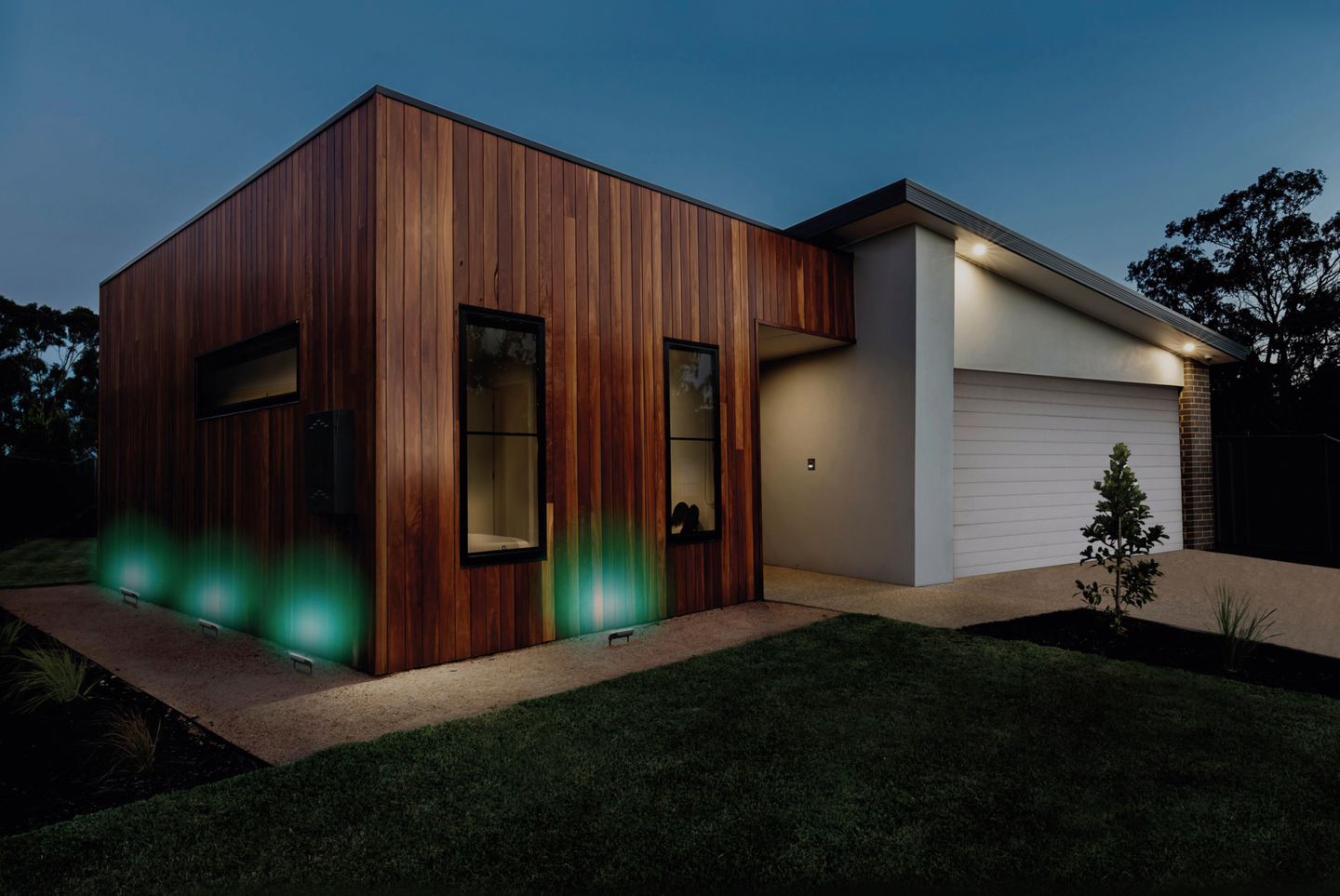 Ulkovalaisin LEDVANCE SMART+ WiFi Outdoor Flood 2190lm rgbw