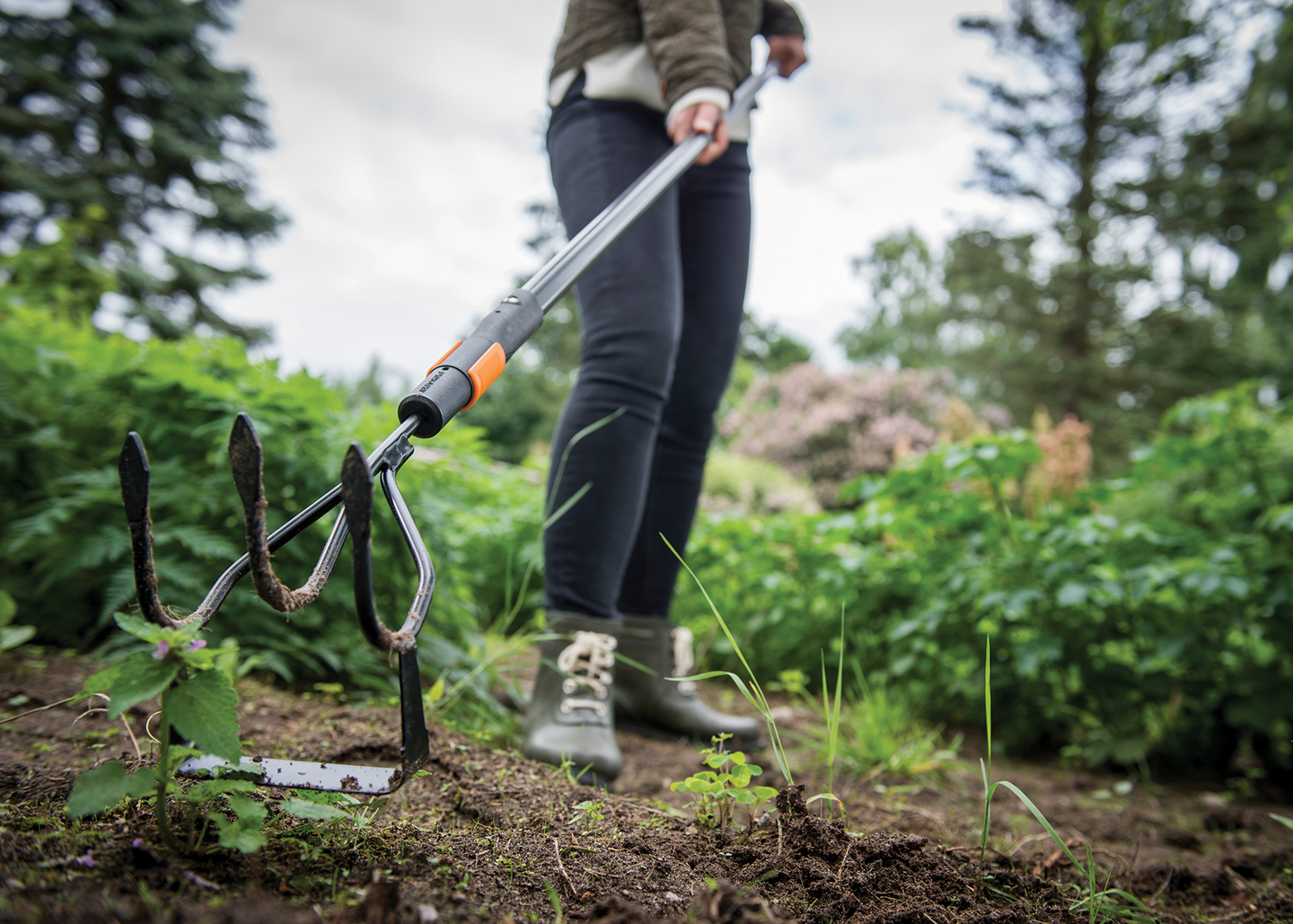 Möyhennyskuokka Fiskars QuikFit juuriterällä 1000681