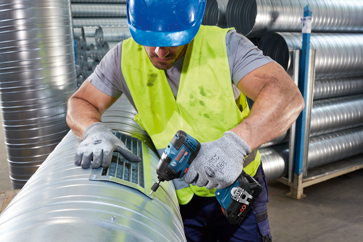 Akkuiskuväännin Bosch GDX 18V-200 Solo L-Boxx