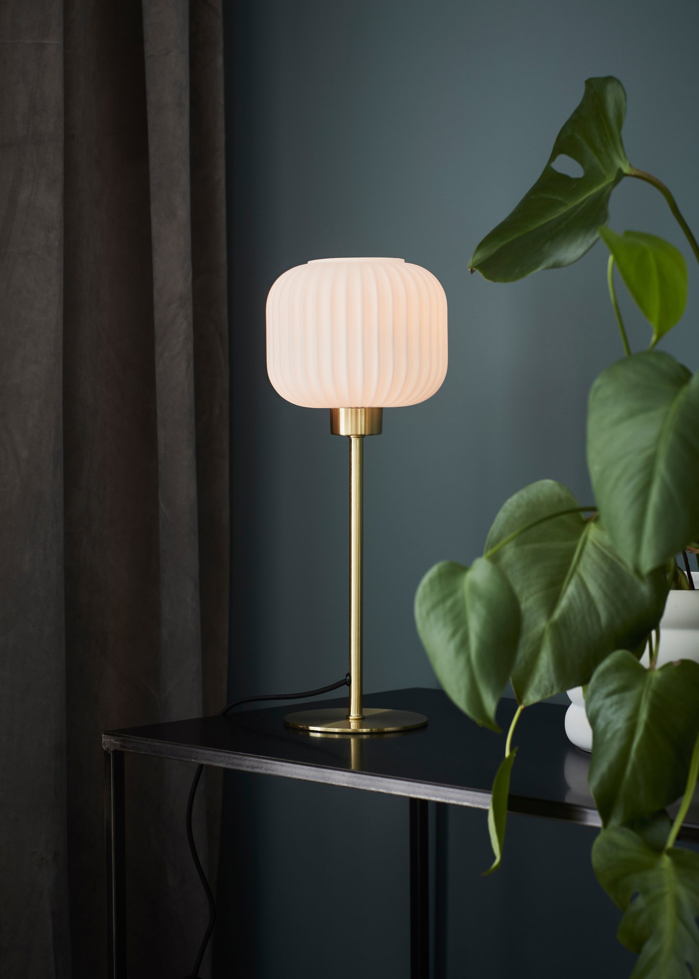 Pöytävalaisin Markslöjd Sober maks. 40W E14 messinki