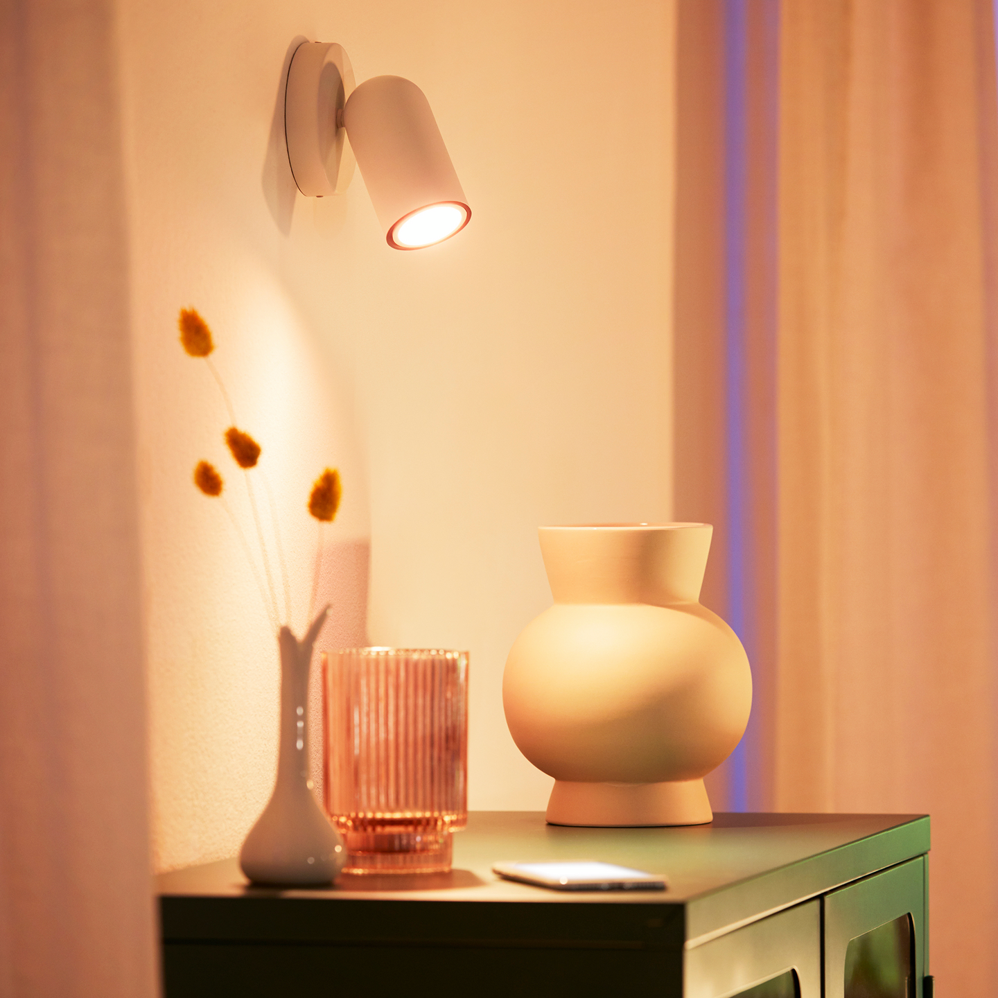 Led-lamppu WiZ WI-FI 4.7W GU10 927 HIMMENNETTÄVÄ