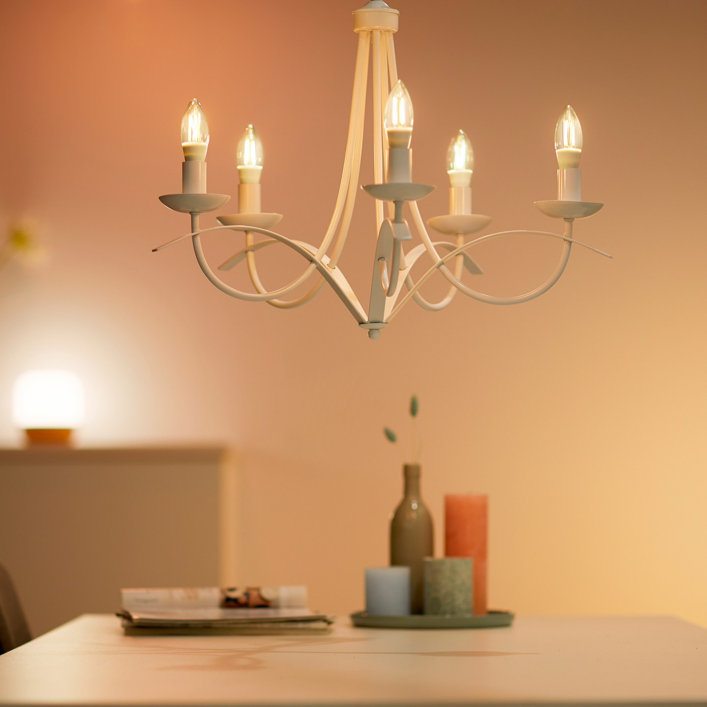 Led-lamppu WiZ WI-FI 4.9W E14 C35 927-65 Filament TW kirkas