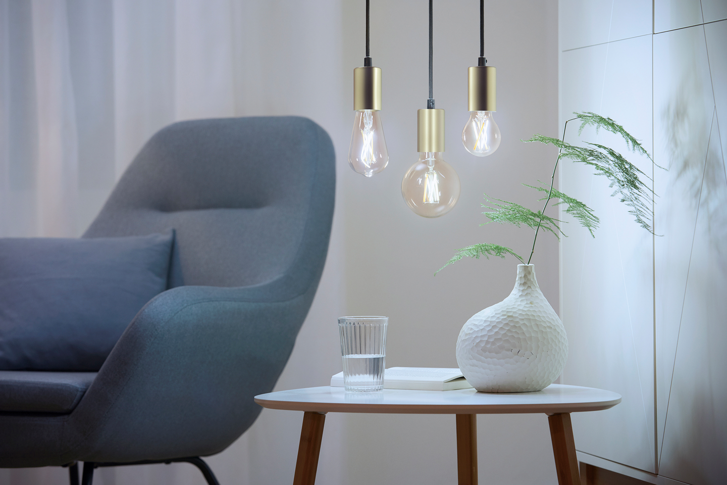 Led-lamppu WiZ WI-FI 7W E27 TW A60 920-50 Filament meripihka