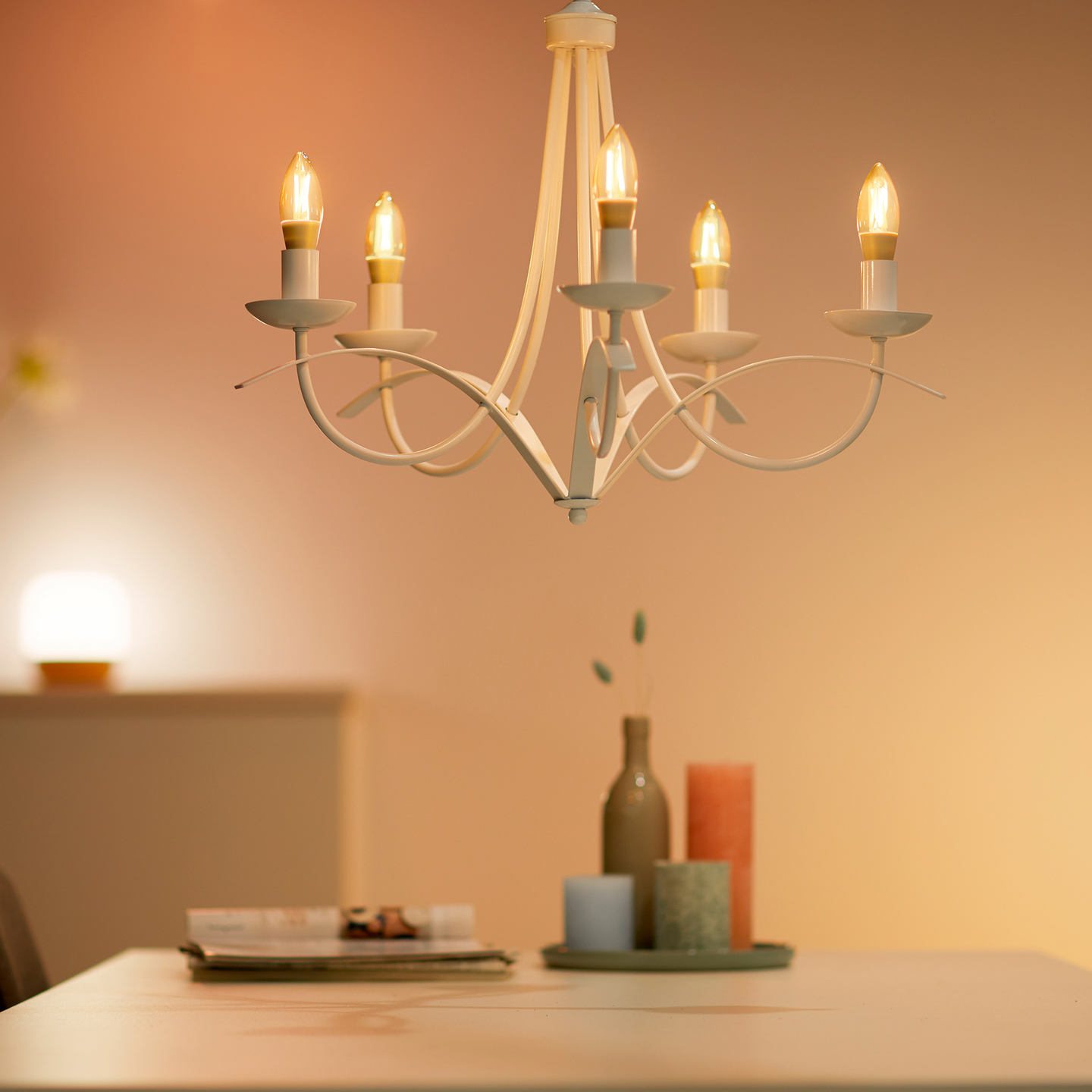 Led-lamppu WiZ WI-FI 4.9W E14 C35 920-50 FIL TW MERIPIHKA