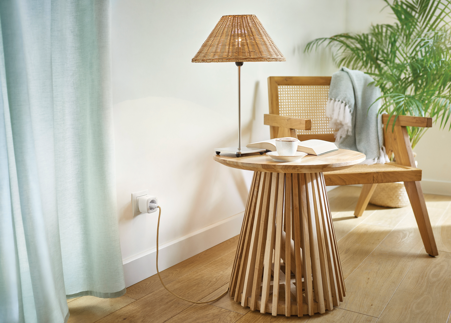 Wiser älypistoke Schneider Electric